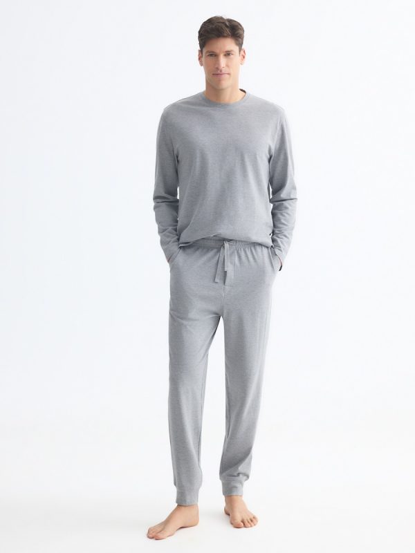 Pijama largo liso hombre. - Gris claro