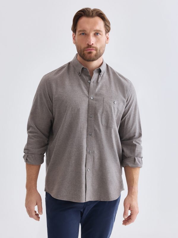 Camisa tallas grandes villela algodón melange lisa. - Marrón