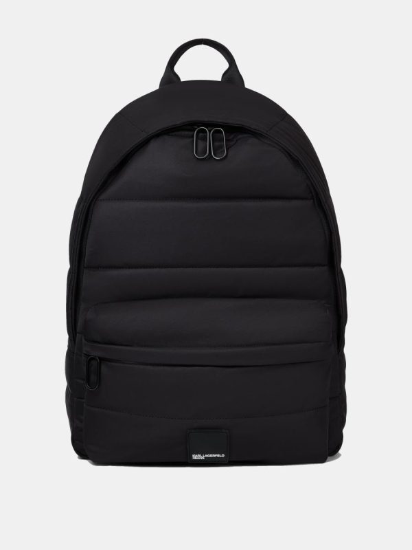 Mochila nailon acolchada de hombre. - Negro