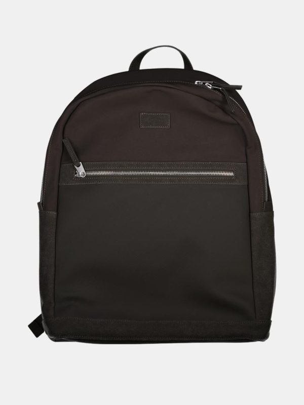 Mochila casual con bolsillo frontal - Negro