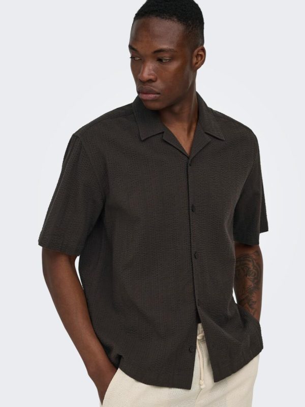 Camisa seersuker de manga corta de hombre - Marrón oscuro