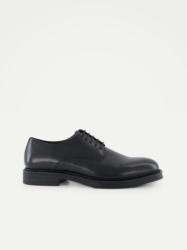 Zapato de hombre con cordones de piel lisa - Negro
